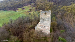 Almási-vár