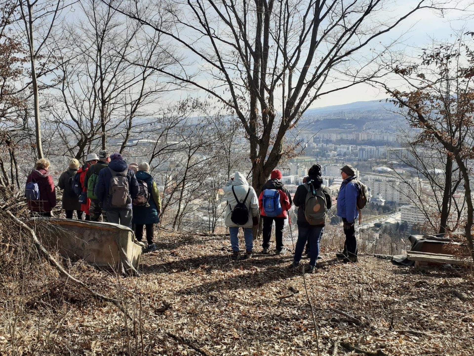 Néhány helyen gyönyörködhettünk az alattunk elterülő város panorámájában