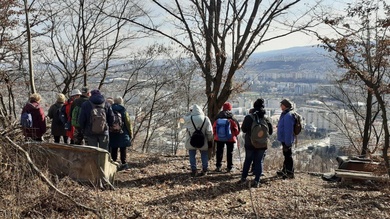 Néhány helyen gyönyörködhettünk az alattunk elterülő város panorámájában