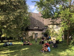 A Szentimrei-villa idilli környezete idén is várja a túrázókat (FOTÓ: Kismihály Boglárka)